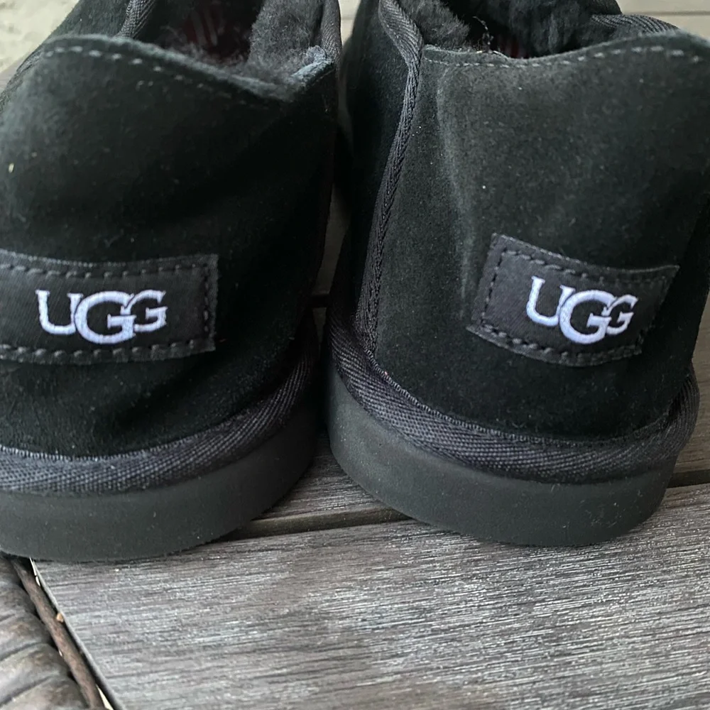 UGG Slippers size  14 - Picture 5 of 9